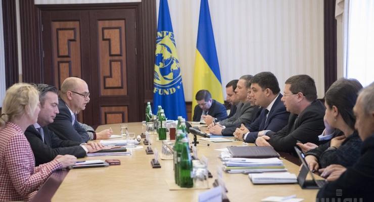 Украина согласовала пенсионную реформу с МВФ