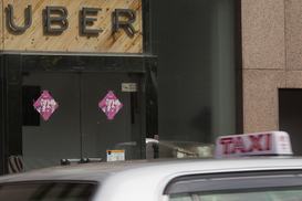 Uber выплатит своим водителям в Нью-Йорке 45 миллионов долларов