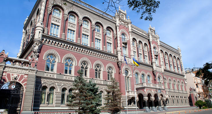 Суд отменил ликвидацию банка Михайловский