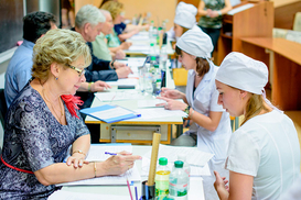 Украинских студентов-медиков освободили от обязательной отработки