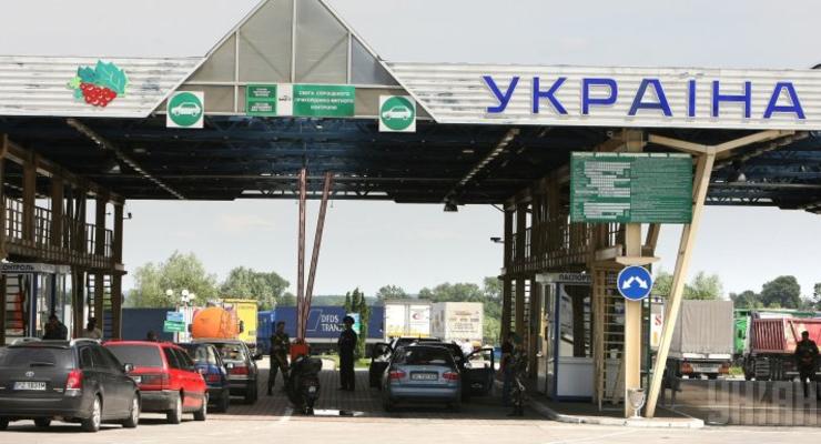 Стали известны популярные схемы ввоза черного импорта в Украину