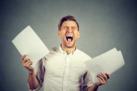 Потерять дом за 1500 долларов: в Украине активизировались черные нотариусы