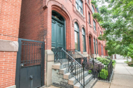 Особняк, в котором снимался сериал Карточный домик, продадут