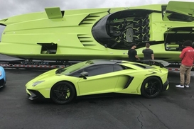 Роскошный Lamborghini вместе с катером продают за 2,2 миллиона долларов