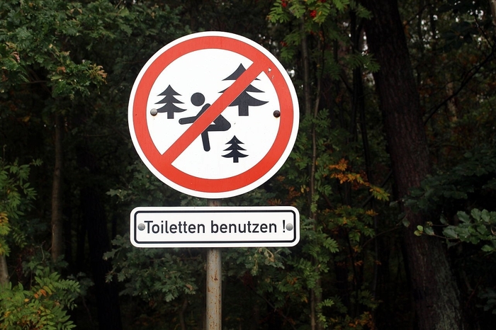 В Европу на авто: готовим деньги и изучаем безумные дорожные знаки