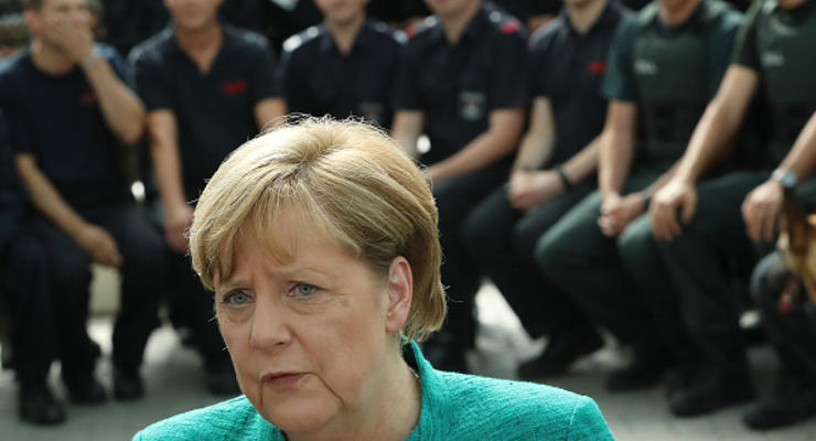 Зарплата руководства ПриватБанка выше, чем у Меркель