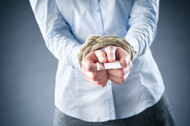 В Украине задерживают зарплаты – долги растут