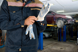 Украинские водители узнали, где выгоднее всего ремонтировать авто