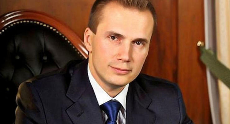Сын Януковича подал в суд на Нацбанк