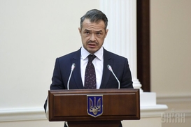 Сто тысяч зарплаты мало, надо повысить – глава Укравтодора