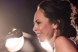 Билеты на концерт жены мэра Кличко продают по 25 евро