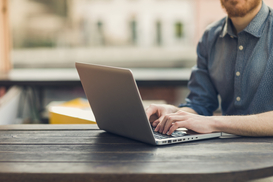 Украинцы стали реже использовать интернет