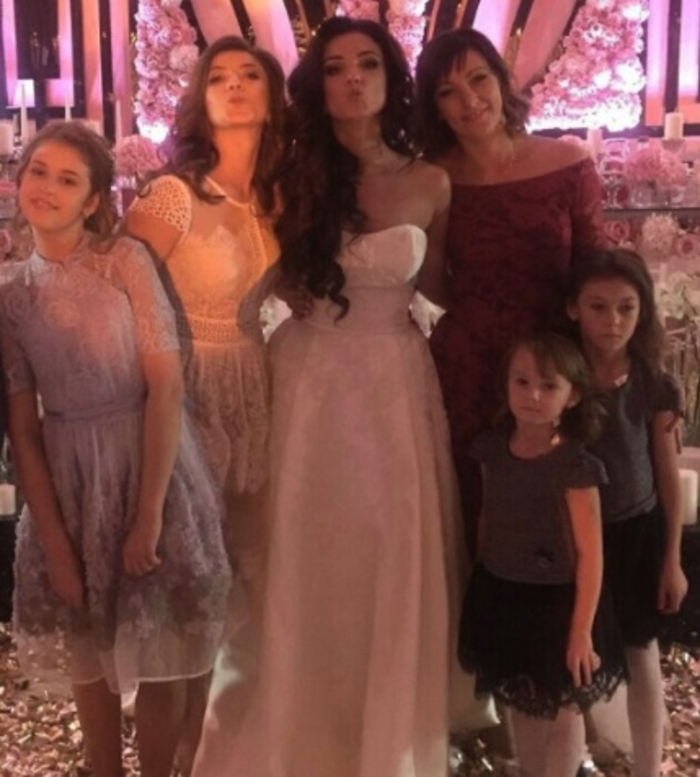 Кароль и Барских: сколько потратил на свадьбу молодой депутат из Львова