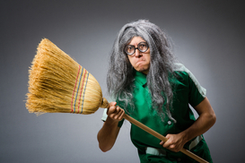 В подъезде не убирают - как защитить свои права