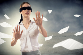 Без ведома оформили поручителем, терроризируют коллекторы: что делать