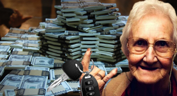 Повысили пенсию: 74-летняя мать чиновника купила 3 квартиры на Печерске - СМИ