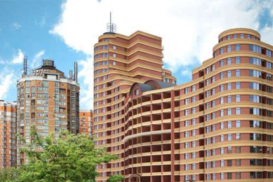 Бездомный прокурор записал на отца квартиру на Печерске