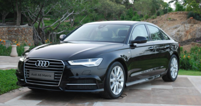 Бездомный прокурор записал на отца квартиру на Печерске