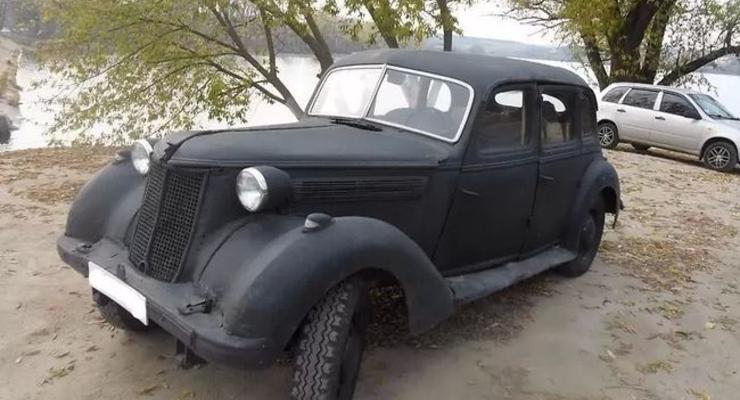 В Украине продают немецкий лимузин эпохи Гитлера за 5 тысяч долларов