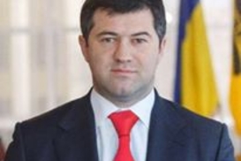 Насиров просит суд восстановить его в должности