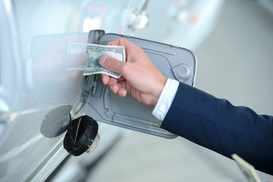 На АЗС дешевеет автогаз