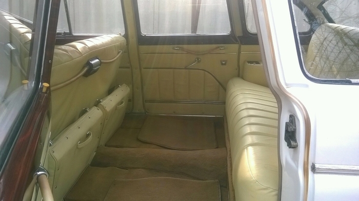 В РФ продают Чайку Брежнева