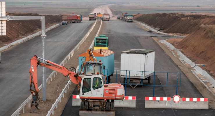 Как проходит ремонт дорог в Украине
