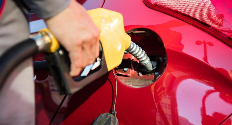В Украине снова повысили цены на бензин и дизтопливо