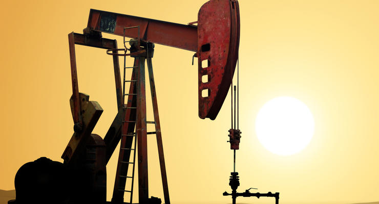 Цена на нефть опустилась ниже 73 долларов