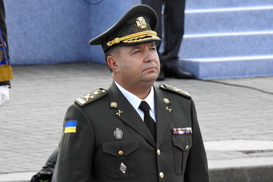 Сколько заработал в июне министр обороны Полторак