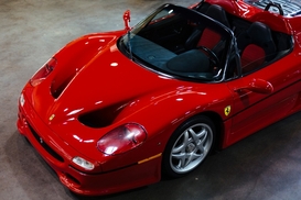 В США продают уникальный суперкар Ferrari