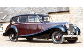 В Англии выставлен на продажу Rolls-Royce, на котором ездила королева