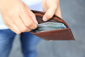 Рева: Почти половина украинцев получают госвыплаты