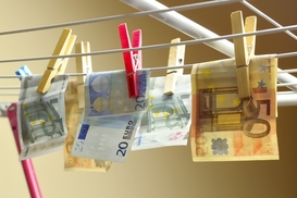 Экс-сотрудника ГКАУ подозревают в нанесении многомиллионных убытков Укркосмосу