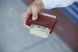 Минфин дал прогноз по средней зарплате украинцев до 2021 года