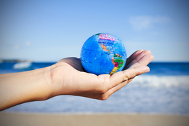 Трудовая миграция: Сколько украинцев покинуло страну