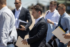 Зеленский назвал сумму для восстановления Донбасса