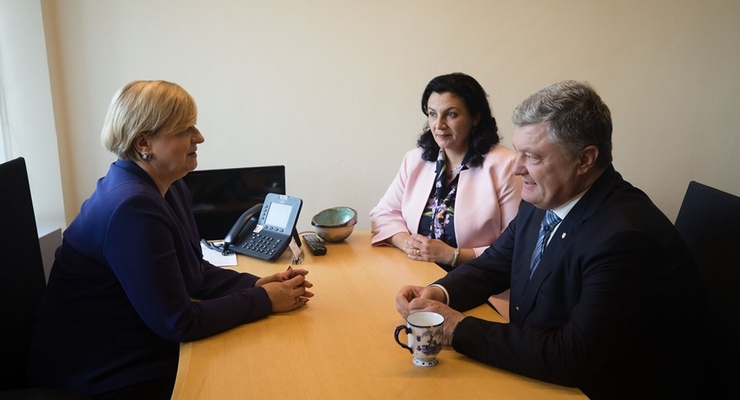 facebook.com/petroporoshenko