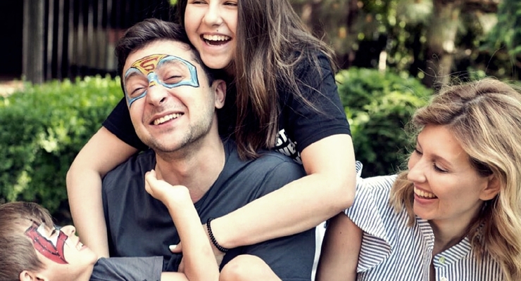 instagram.com/olenazelenska_official/