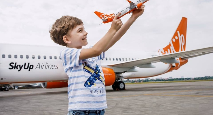 facebook.com/skyup.aero/