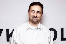 "Слишком много зарабатывает": Зеленскому предложили уволить главу Укрпочты