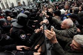 На Галицкой таможне прошли массовые акции протеста