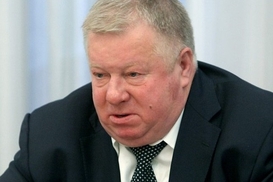 В Госкосмосе рабочие получают в десятки раз меньше директоров