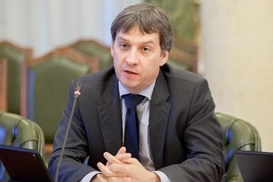 НБУ перестал продавать валюту для сглаживания курсовых колебаний, - Чурий