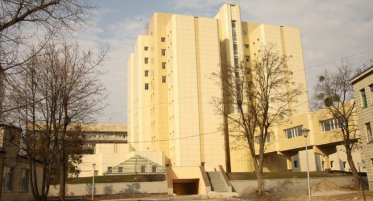 В кабинете замдиректора Института рака нашли прослушку