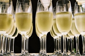 В каких городах Украины чаще всего пьют шампанское