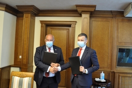 Украина и Польша договорились обмениваться налоговой информацией