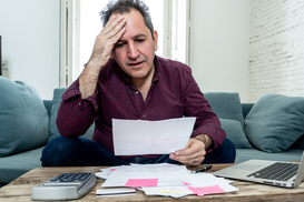 Депутаты хотят запретить выезд из страны налоговым должникам