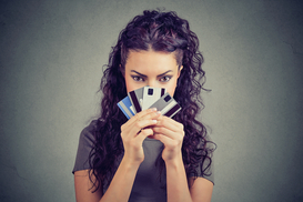 За мошенничество с банковскими картами хотят наказывать тюрьмой: Детали