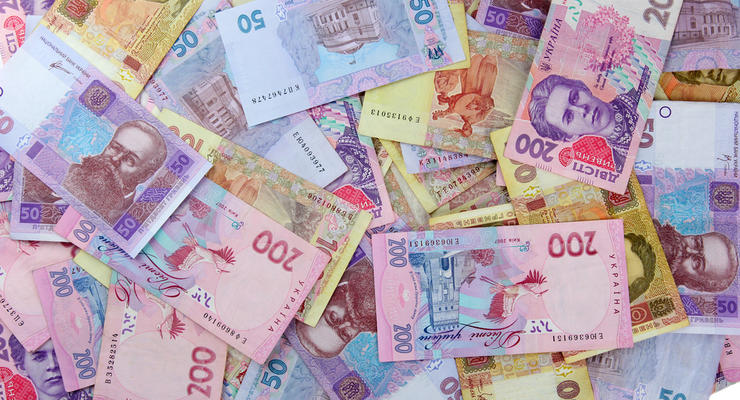 Курс валют на 3.12.2020: Доллар начал падать, евро продолжает расти